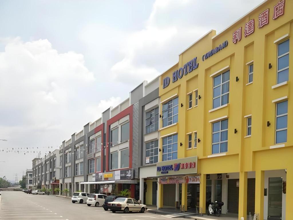 Id Hotel Yayasan Segamat Exteriör bild